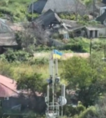 На окупованій території Херсонщини на свята замайоріли понад два десятки українських прапорів