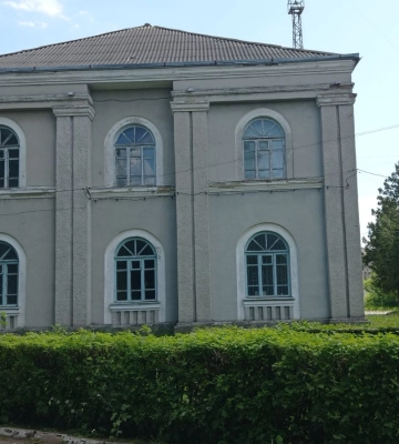 Державну будівлю на Волині продають за 130 тис. Фото
