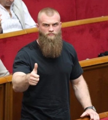 Народному депутату Дмитруку оголосили про підозру, він втік за кордон
