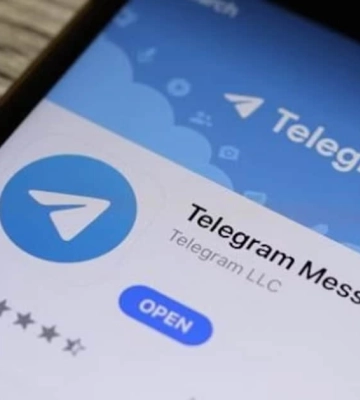 Франція проти засновника Telegram, Папа захистив РПЦ, Кеннеді знявся з виборів: все за вихідні