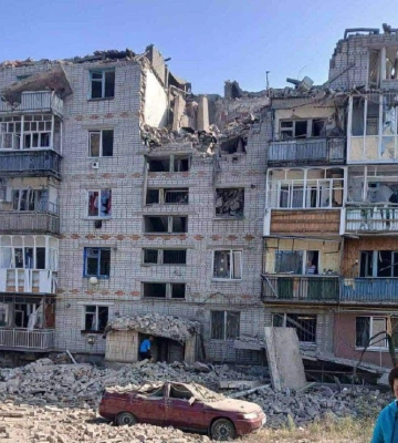 Росіяни вдарили з авіації по приватному сектору Сумської громади: Є загиблі та поранені