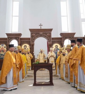Митрополит Епіфаній освятив верхній храм святого апостола Андрія Першозваного у Бучі