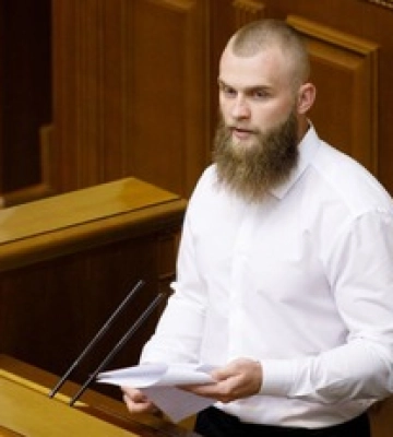 «Плохая история»: в «Слуге народа» отреагировали на бегство Дмитрука «Плохая история»: в «Слуге народа» отреагировали на бегство Дмитрука