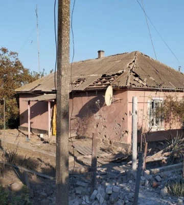 Російські війська зранку обстріляли Томину Балку на Херсонщині, пошкоджені будинки