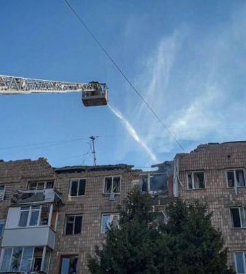 У ДСНС показали перші кадри багатоповерхівки в Луцьку після удару рф
