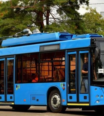 У Рівному тимчасово не їздять тролейбуси