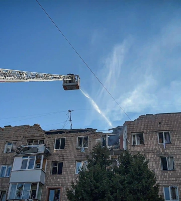 У Луцьку внаслідок ворожого удару постраждала багатоповерхівка (оновлено)