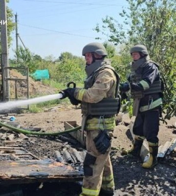 Наслідки обстрілу Житомирщини: Попередньо, загинула жінка. 3 осіб травмовано. ФОТО