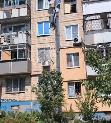 Окупанти обстріляли Нікополь: є загиблий, шестеро постраждалих, серед них підліток