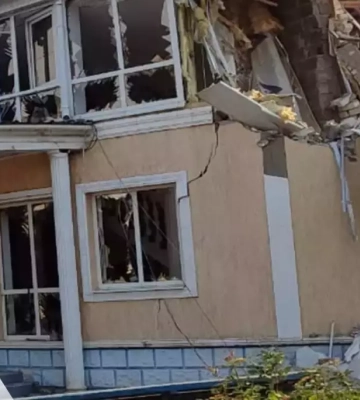 Перелили понад три літри крові. У лікарні Дніпра розказали про стан журналіста, пораненого у Краматорську
