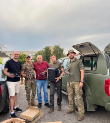 Посадовці обласної ради підтримують військових на сході: чергова волонтерська місія завершена успішно