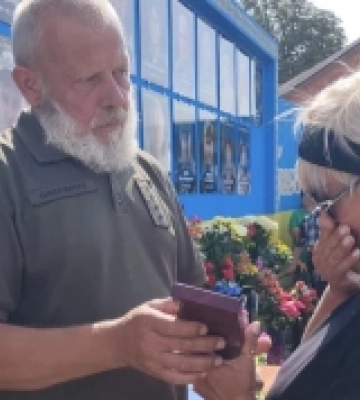 У селі на Рожищенщині вручили державні відзнаки. ФОТО