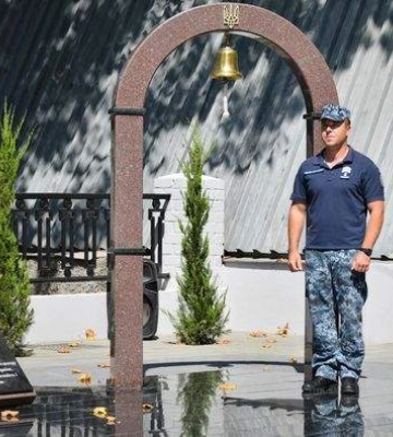 У Миколаєві відкрили Меморіал памʼяті загиблим військовослужбовцям