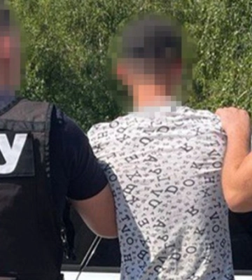 Затримано ще двох поплічників рф, які палили авто ЗСУ та прикордонників у двох регіонах