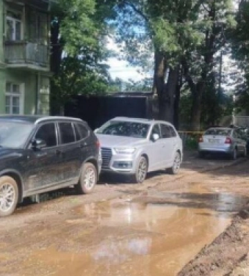 У Львові заасфальтують вулицю Мурашка