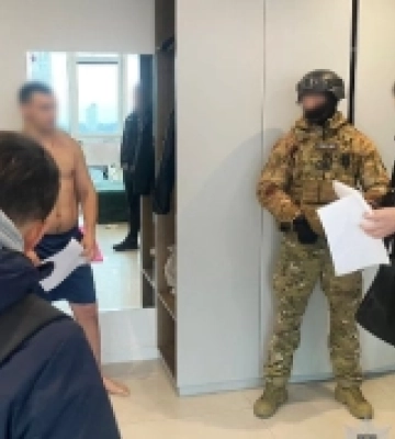 На Одещині викрили групу зловмисників, які ввозили та продавали «репліки» товарів світового бренду