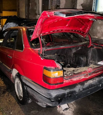 Сьогодні вночі у Рівному горіли автівки
