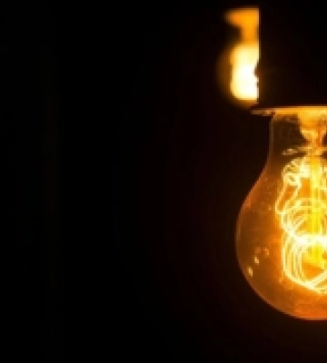 На Рівненщині знову діятимуть графіки відключень світла