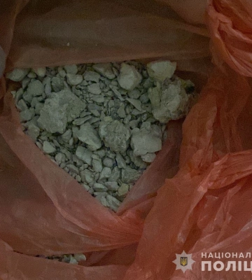 У Лебедині правоохоронці виявили у чоловіка наркотики
