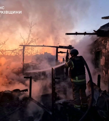 Вночі армія РФ вдарила по Харківщині: горіли приватні будинки 