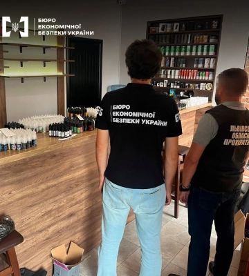 Электронных сигарет на пять миллионов гривен продать не успели - во Львове обезвредили преступную группу