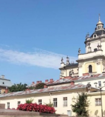 Продовження боротьби за Митрополичі сади. Львівська ОВА звернулась до суду