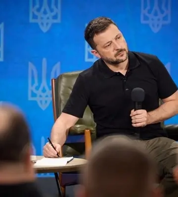 Евакуаційне авто потрапило під російський обстріл у Покровському районі
