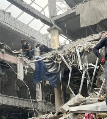 До трьох зросла кількість загиблих у Кривому Розі. Нікопольщину окупанти атакували майже 20 разів. ФОТОрепортаж