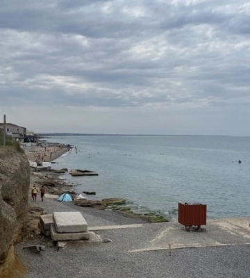 Под натиском морской стихии: «Обгрызенная» Николаевка (фотогалерея)