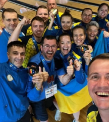 Полтавці з порушенням слуху здобули медалі на чемпіонаті Європи з боулінгу