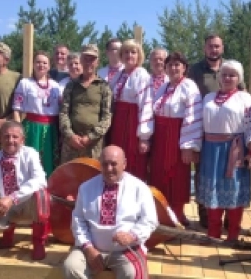 «Ноти підтримки»: у Рівному стартував проєкт для підняття бойового духу військових через народну творчість