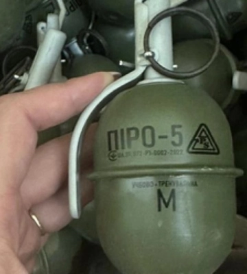 У Львові затримано молодиків, які кинули кілька страйкбольних гранат у вікно квартири