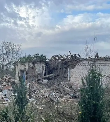 Росіяни скинули авіабомбу на будинок у Донецькій області: загинула родина