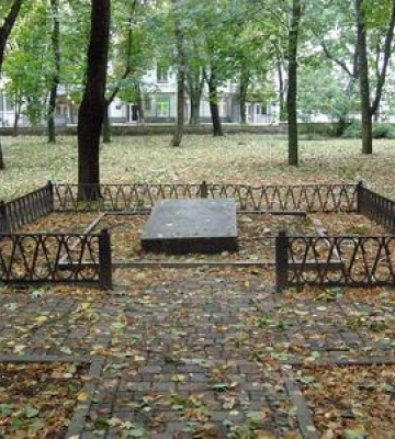 Могилу Борців з владу Рад перенесуть з парку Полтави на кладовище