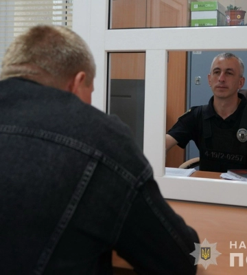 Сумські поліцейські оперативно затримали грабіжника