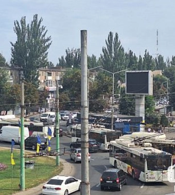 В Кривом Роге на кольце 95 квартала образовалась пробка
