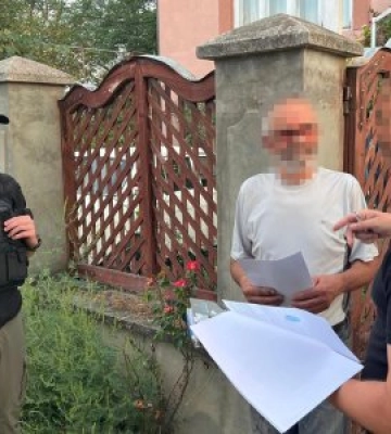 СБУ розкрила масштабну схему незаконного переправлення ухилянтів на Закарпатті