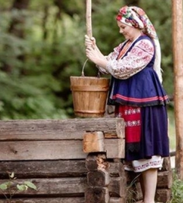 На Волині екоінспектори досліджують забруднену воду річки Луга