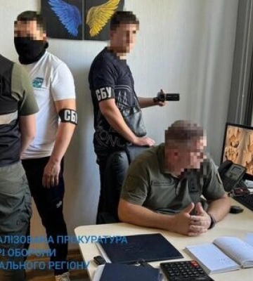 На взятке 100 тыс. грн разоблачен заместитель начальника Бучанского ТЦК, - прокуратура. ФОТО