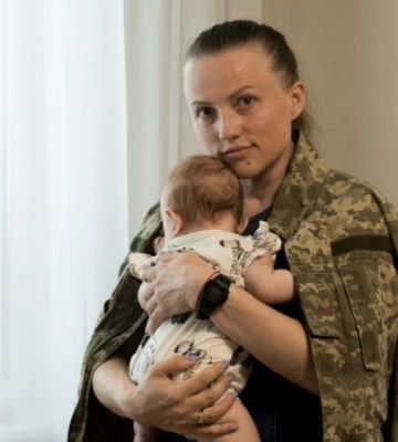 «З'явилася надія, що зможу жити»: історії трьох жінок, що втратили чоловіків на війні