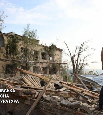 КАБом по центру міста на Харківщині вдарила армія РФ, є поранені