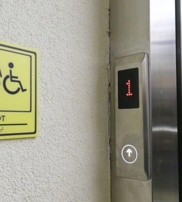 У львівській багатоповерхівці мешканці модернізували ліфт за 750 тис грн