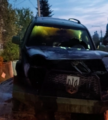 На Івано-Франківщині підпалили авто військових