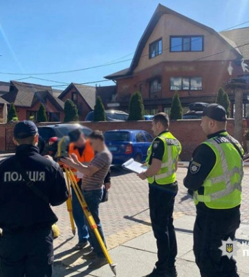 В Киеве предприниматель незаконно построил ресторанный комплекс на коммунальной земле возле озера Тельбин, — прокуратура