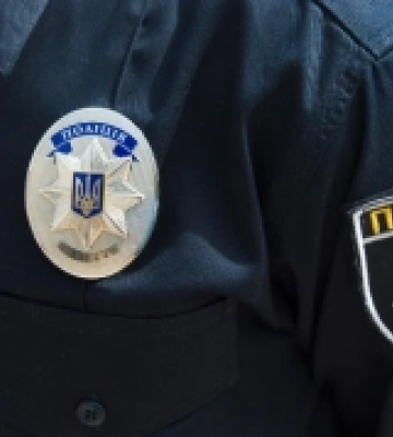 Поліція встановлює особу підлітка, який жорстоко побив дівчину в Ужгороді