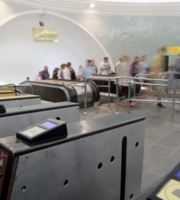 У Київському метро станція &quot;Вокзальна&quot; працює тільки на вихід