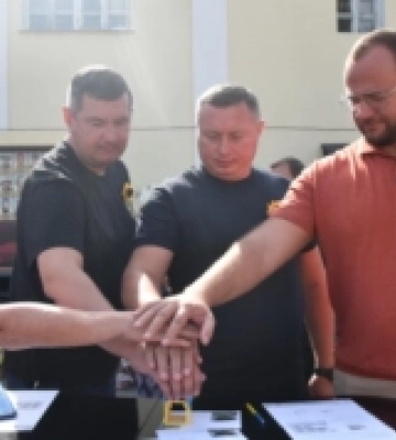 У Луцьку погасили марку «Хвилина Мовчання» До Дня памʼяті захисників