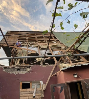 П&#039;ятеро людей загинуло та шість поранено через обстріли Донецької області