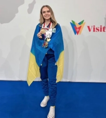 Українка перемогла на чемпіонаті світу з пауерліфтингу серед юніорок