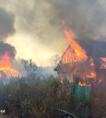 Окупанти вночі з &quot;Градів&quot; обстріляли селище на Харківщині: пошкоджені енергомережі